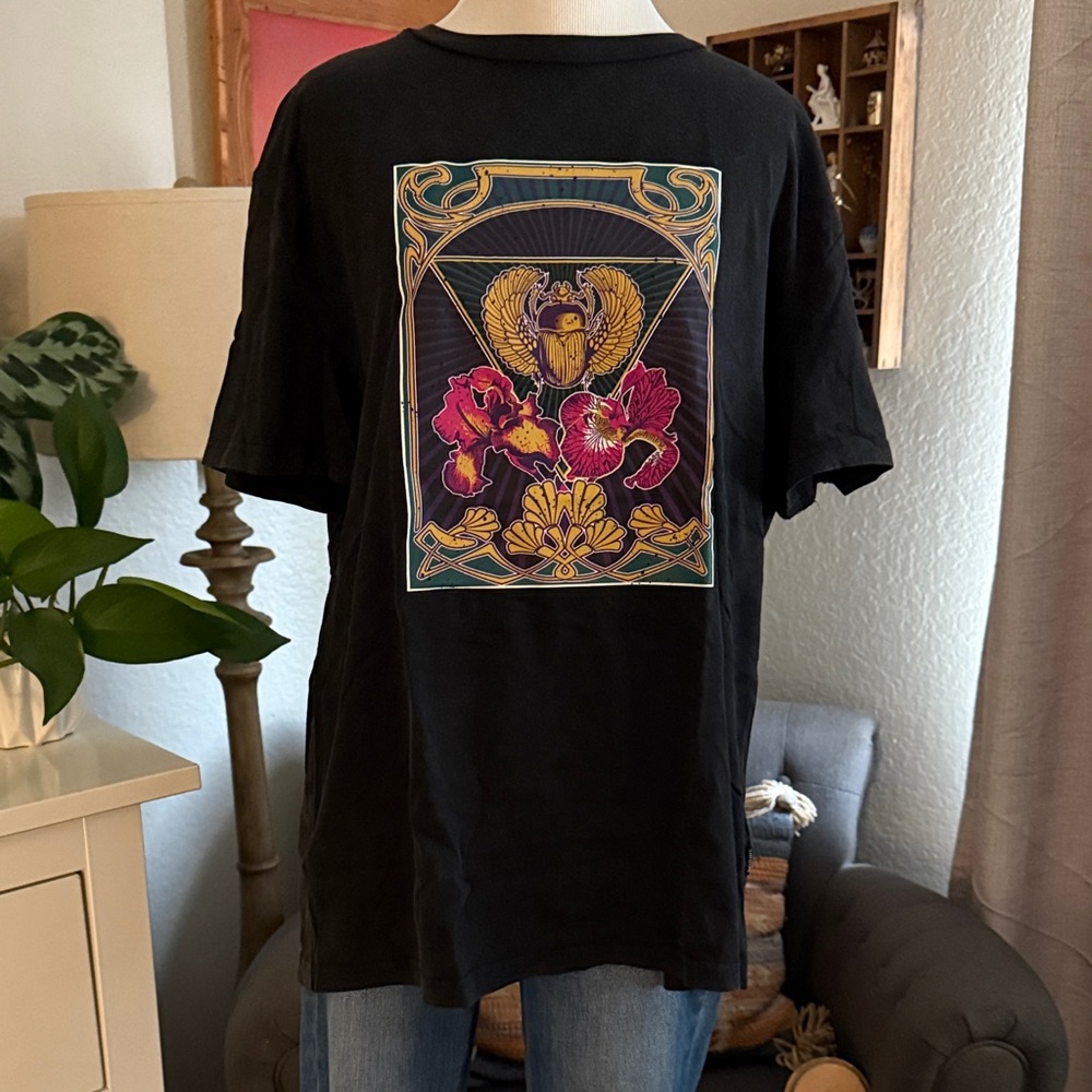 Oversized Black Graphic T-Shirt with Floral and Egyptian Design
